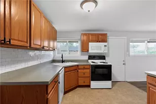 1608 Lanbury Dr, Kettering, OH 45439 - Photo 7