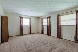 620 Bennert Dr, Vandalia, OH 45377 - Photo 5