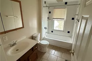 2122 S Smithville Rd, Dayton, OH 45420 - Photo 9