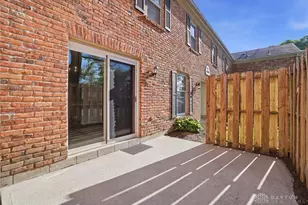 51 Winchester Pl, Dayton, OH 45458 - Photo 9