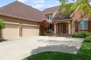 1209 Club View Dr, Centerville, OH 45458 - Photo 5