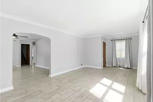 1805 S Smithville Rd, Dayton, OH 45420 - Photo 7
