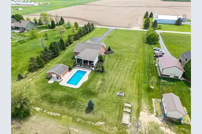 6143 Ross Road, Bethel Twp, OH 45344 - Photo 7