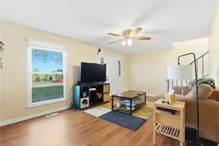 1414 Crown Point Ct, Beavercreek, OH 45434 - Photo 9