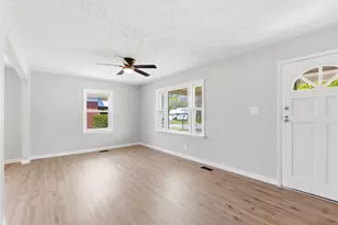 1136 Croyden Dr, Dayton, OH 45420 - Photo 7