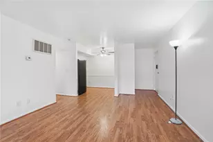 5655 E Coach Dr, Dayton, OH 45440 - Photo 7