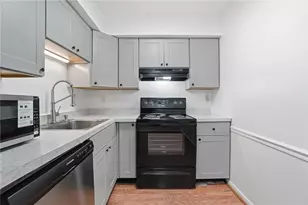 5655 E Coach Dr, Dayton, OH 45440 - Photo 3