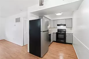 5655 E Coach Dr, Dayton, OH 45440 - Photo 11