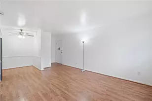 5655 E Coach Dr, Dayton, OH 45440 - Photo 7