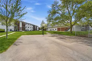 5655 E Coach Dr, Dayton, OH 45440 - Photo 23