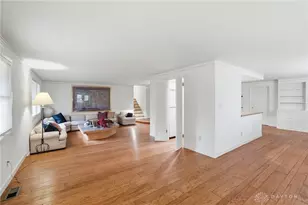 2321 Pondview Dr, Kettering, OH 45440 - Photo 9