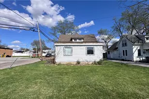 831 S Market St, Troy, OH 45373 - Photo 3