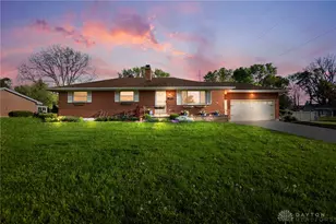 111 Tietzmann Ave, Englewood, OH 45322 - Photo 5