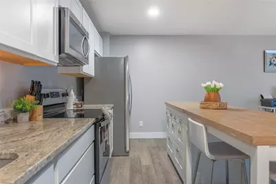 2200 Victory Parkway #710, Cincinnati, OH 45206 - Photo 9
