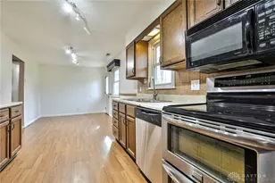 6473 Cedar Lake Ln, Loveland, OH 45140 - Photo 11