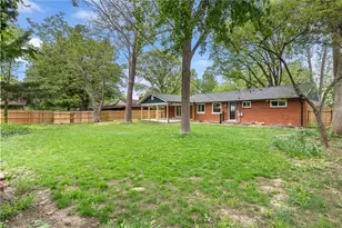 4855 Arrowhead Dr, Kettering, OH 45440 - Photo 41