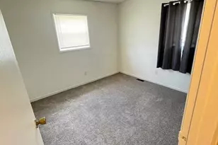 5166 Fortman Dr, Jefferson Twp, OH 45417 - Photo 11