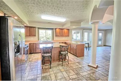 122 Cherry Hill Drive, Beavercreek, OH 45440 - Photo 3
