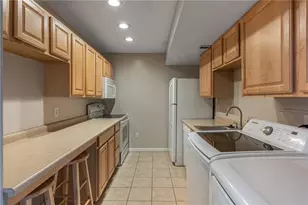 3913 E Summit Ridge Dr, Beavercreek, OH 45430 - Photo 27