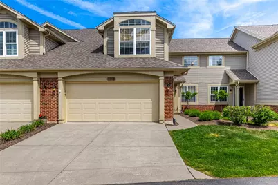 3913 E Summit Ridge Drive, Beavercreek, OH 45430 - Photo 1