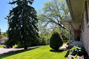 5633 Jeannie Ct, Dayton, OH 45415 - Photo 5