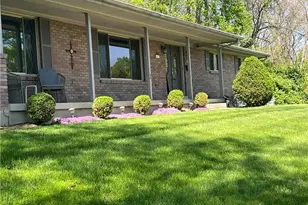 5633 Jeannie Ct, Dayton, OH 45415 - Photo 3
