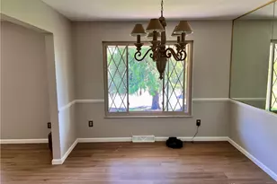5633 Jeannie Ct, Dayton, OH 45415 - Photo 11