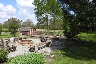 2105 E Loy Rd, Piqua, OH 45356 - Photo 17