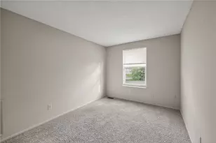 2278 Cross Village Dr, Miami Township, OH 45342 - Photo 9