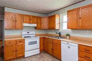 7023 Conservancy Rd, Germantown, OH 45327 - Photo 17