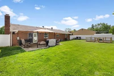 804 Treherne Lane, Englewood, OH 45322 - Photo 35