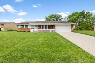 804 Treherne Ln, Englewood, OH 45322 - Photo 3