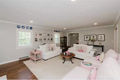 26 E Thruston Boulevard, Oakwood, OH 45409 - Photo 11