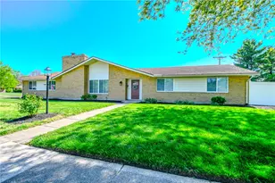 2276 Brookpark Dr, Kettering, OH 45440 - Photo 1