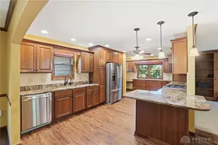 1706 Edith Marie Dr, Dayton, OH 45431 - Photo 11