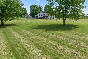 1353 Foust Rd, Xenia Twp, OH 45385 - Photo 13