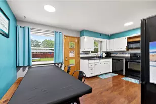 1086 Ceylon Cir, Beavercreek, OH 45430 - Photo 9