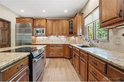 10161 Apple Springs Drive, Washington Twp, OH 45458 - Photo 27