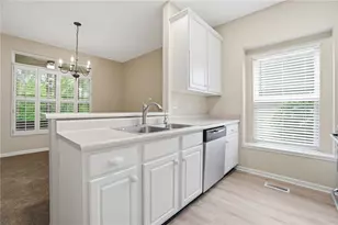 7448 New York Way, Butler Twp, OH 45414 - Photo 27