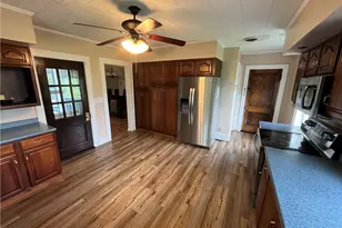 9319 Wesler Rd, New Paris, OH 45347 - Photo 15