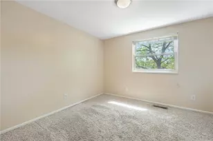 4023 Loop Dr, Englewood, OH 45322 - Photo 19