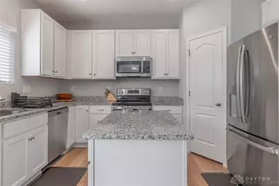 1128 Heathgate Way, Fairborn, OH 45324 - Photo 5