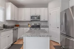 1128 Heathgate Wy, Fairborn, OH 45324 - Photo 5