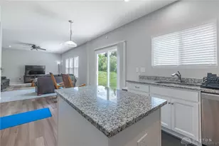 1128 Heathgate Wy, Fairborn, OH 45324 - Photo 17