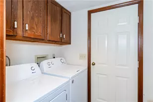 587 Cottingwood Ct, Kettering, OH 45429 - Photo 15