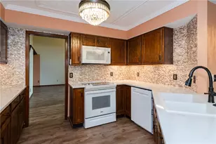 587 Cottingwood Ct, Kettering, OH 45429 - Photo 11
