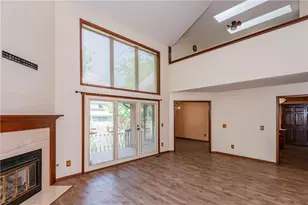 587 Cottingwood Ct, Kettering, OH 45429 - Photo 5