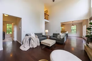 423 Falcon Hill Way, Chester Township, OH 45177 - Photo 13