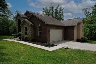423 Falcon Hill Way, Chester Township, OH 45177 - Photo 51