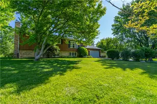 657 White Oak Dr, Springfield Twp, OH 45504 - Photo 5
